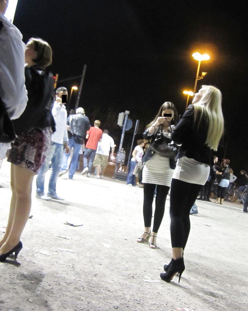 19P HH-Lovers High heel babes on the street! Any fantasy?
