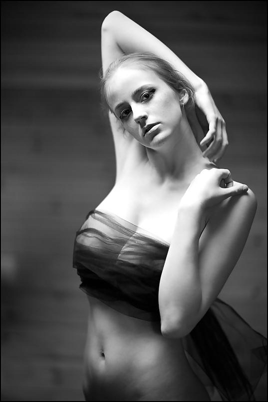25P Russian Curvy