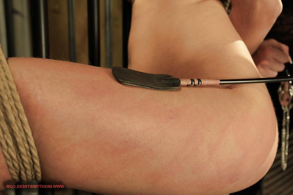 16P BDSM mistress Mandy Bright is torturing and toying Barbie Pink