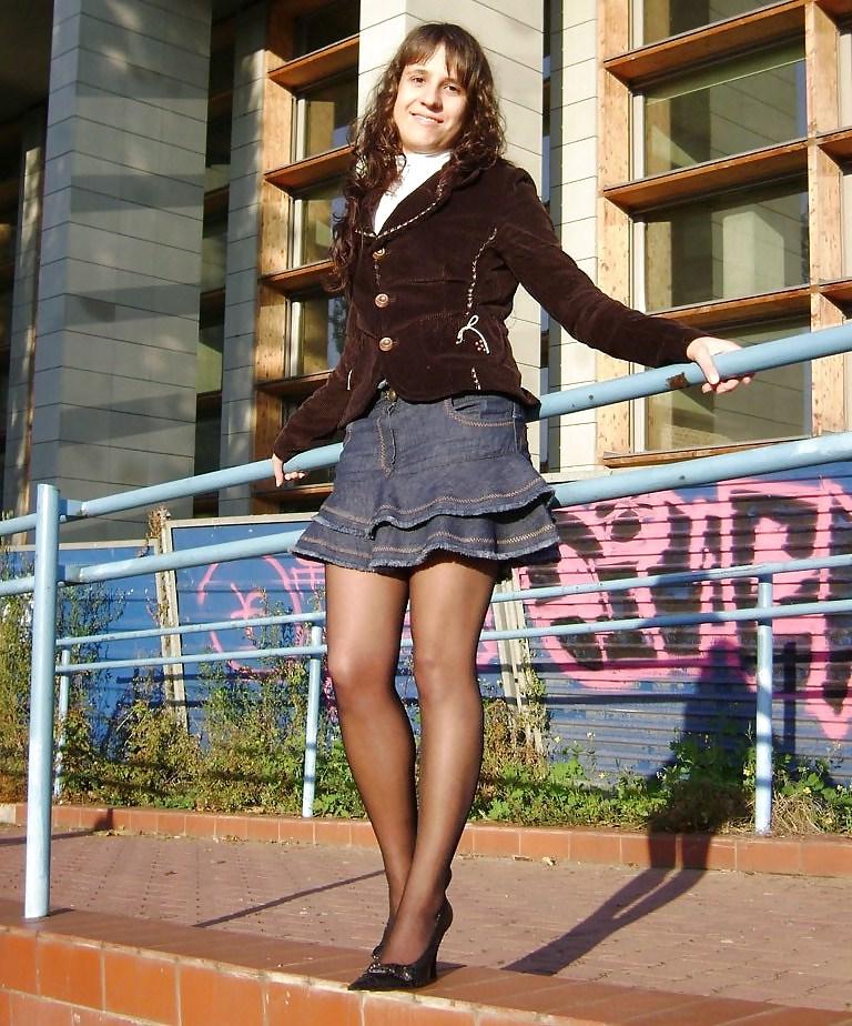 25P Hotlegs-miniskirt babe61