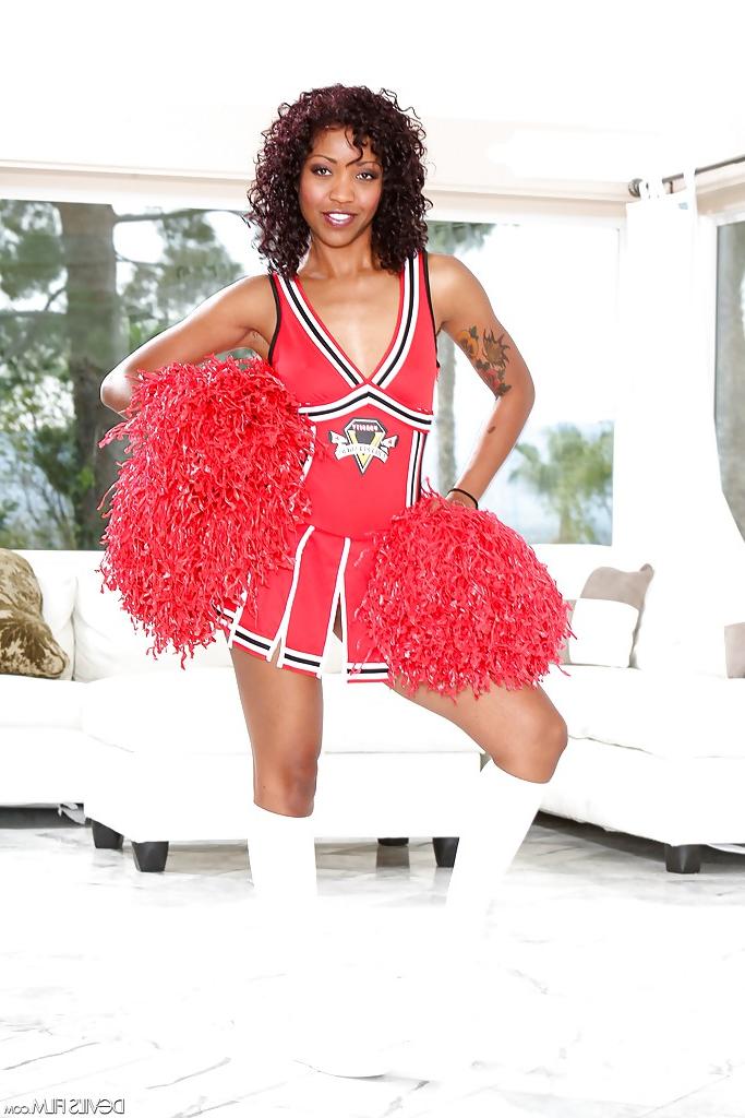 16P Skinny ebony Lotus Lain shows hot body and sexy tattoos