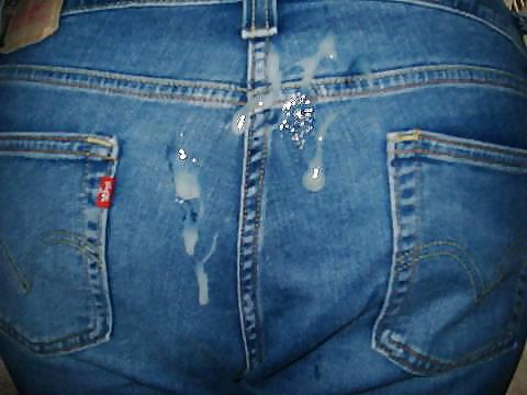 25P Just a few nice reasons for wearing jeans