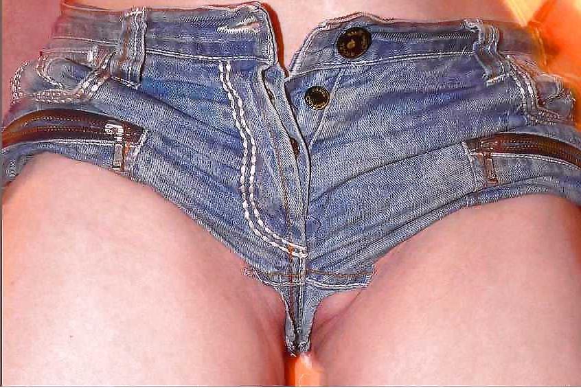 25P Just a few nice reasons for wearing jeans