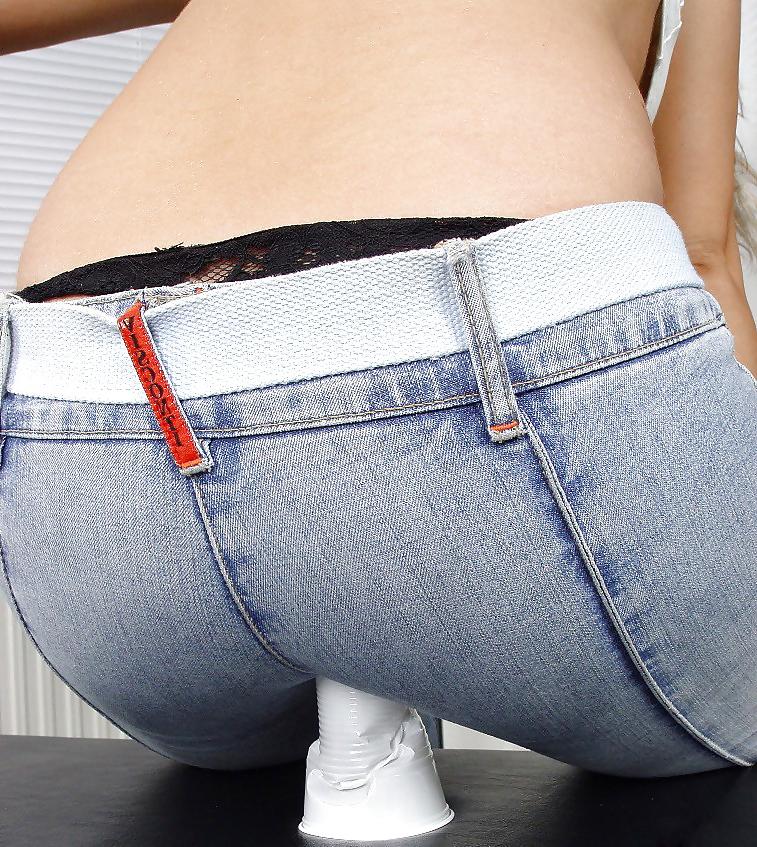 25P Just a few nice reasons for wearing jeans