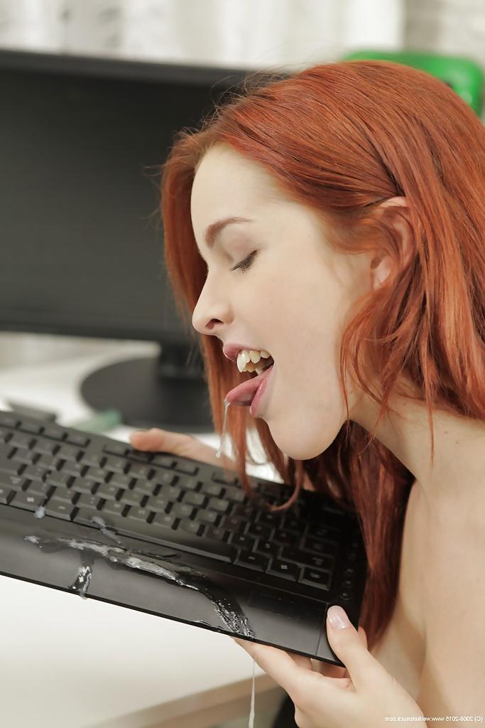 16P Perverted office secretary Amarna Miller gives head and swallows