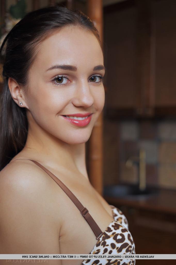 18P Euro solo girl with long legs displaying perfect teen ass for glamour pics