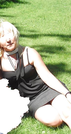 9P My Blonde Aunt in miniskirt