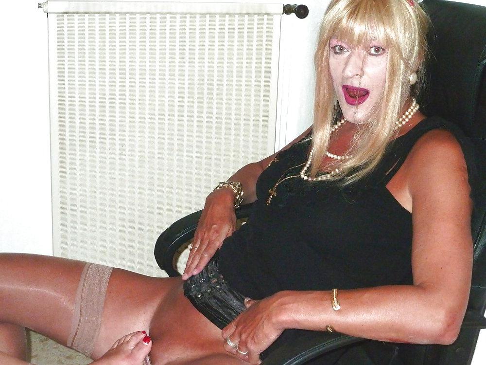 16P Recent pics with a Mistress