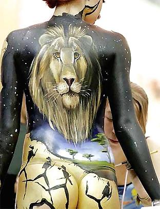 25P BODY PAINT ART