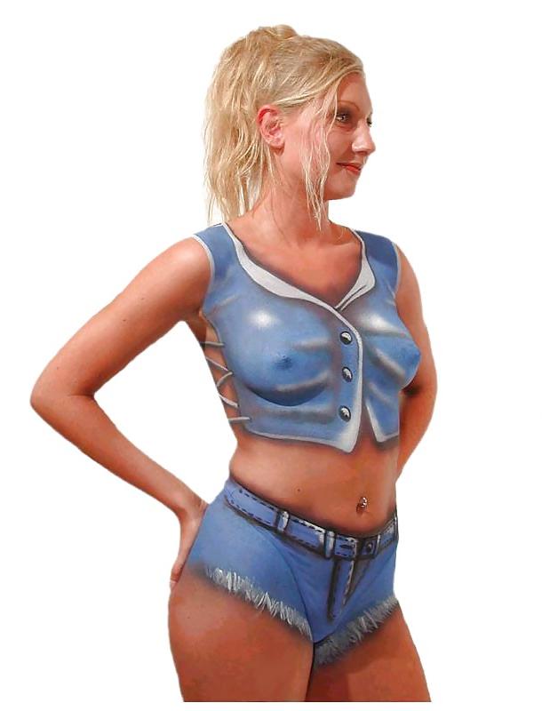 25P BODY PAINT ART