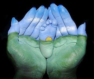 25P BODY PAINT ART