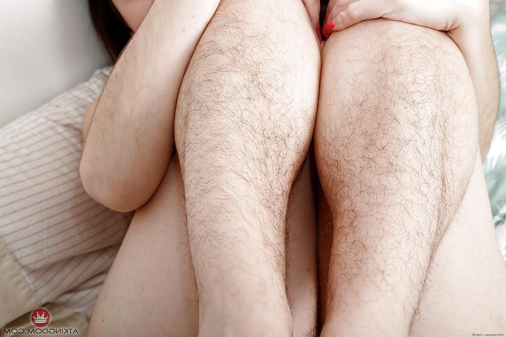 16P Hirsute dark haired mom Simone Delilah stretching hairy vagina wide open