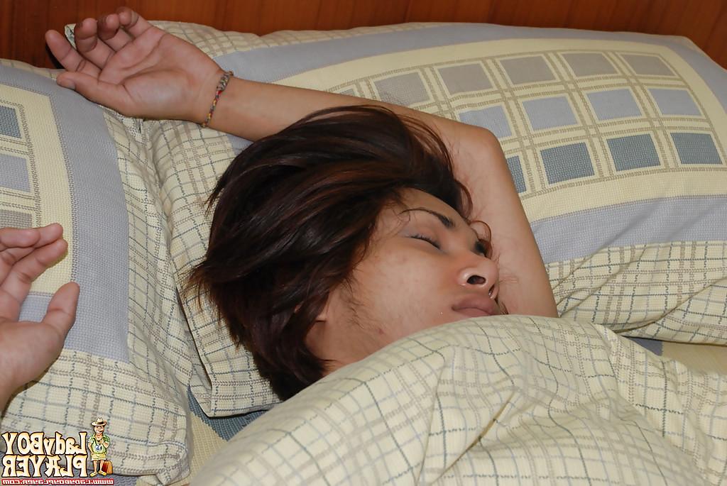 16P Asian ladyboy Golf masturbating with butt plug in filthy anus