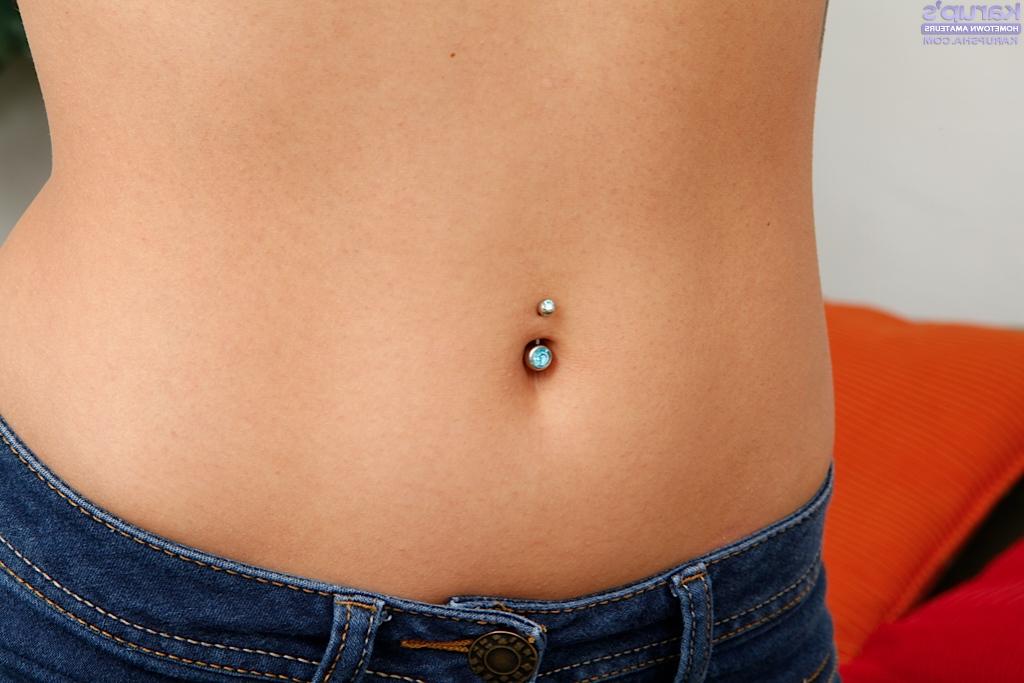 16P Smiley latina amateur undressing, creaming her body and exposing her gash