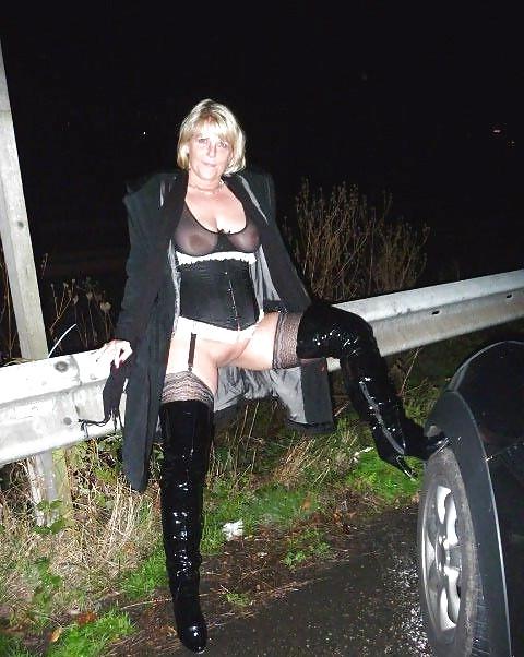 25P Street hookers, cheap trashy whores 4