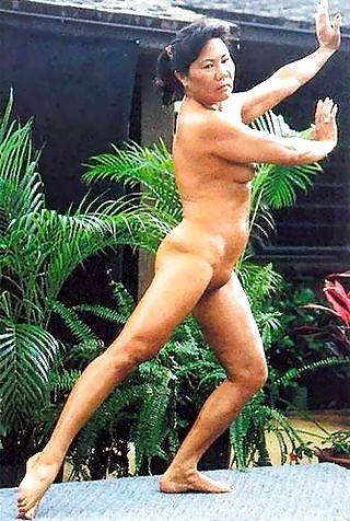 25P Nude sports girls