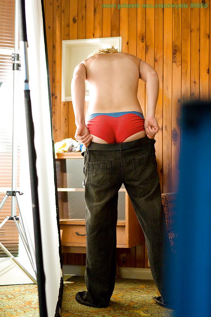 16P A perverted peeking Tom watches young amateur Sue getting dressed