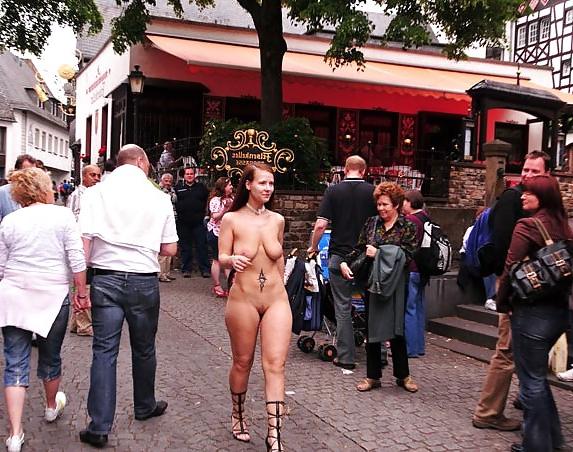 25P REAL PUBLIC NUDITY