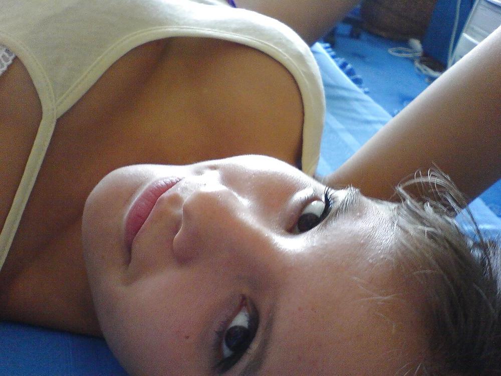 25P The One and Only! Moaning Myrtle Pictures  Tit Girls