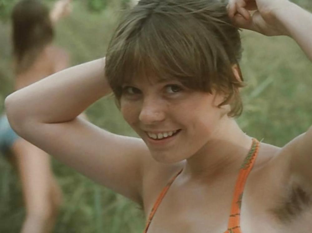 15P Some hairy armpit pics from TV or actresses