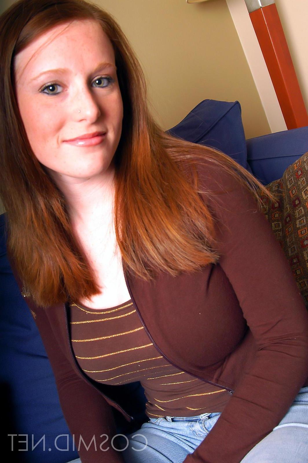 16P Tight Brown Tank Top
