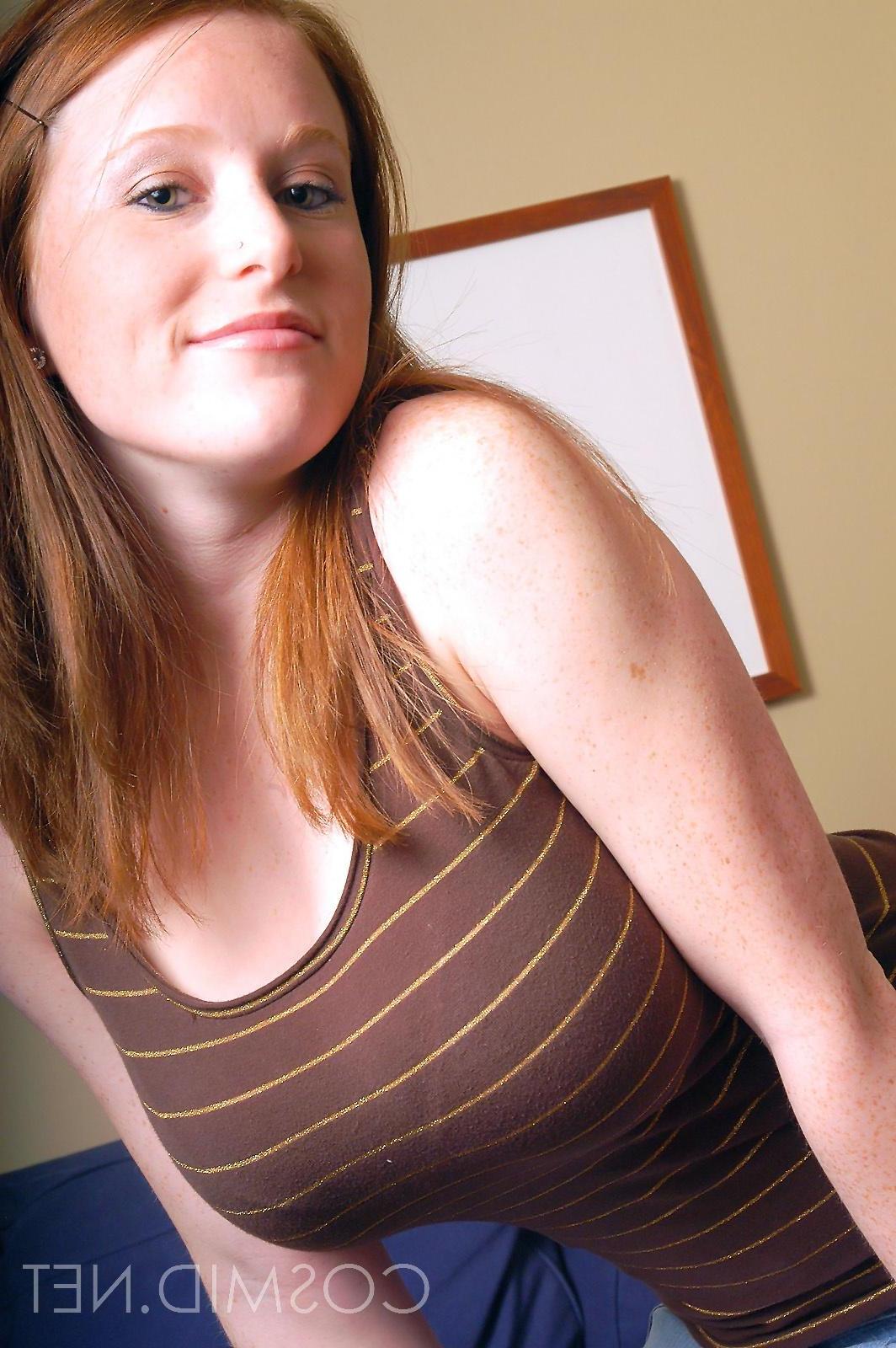 16P Tight Brown Tank Top