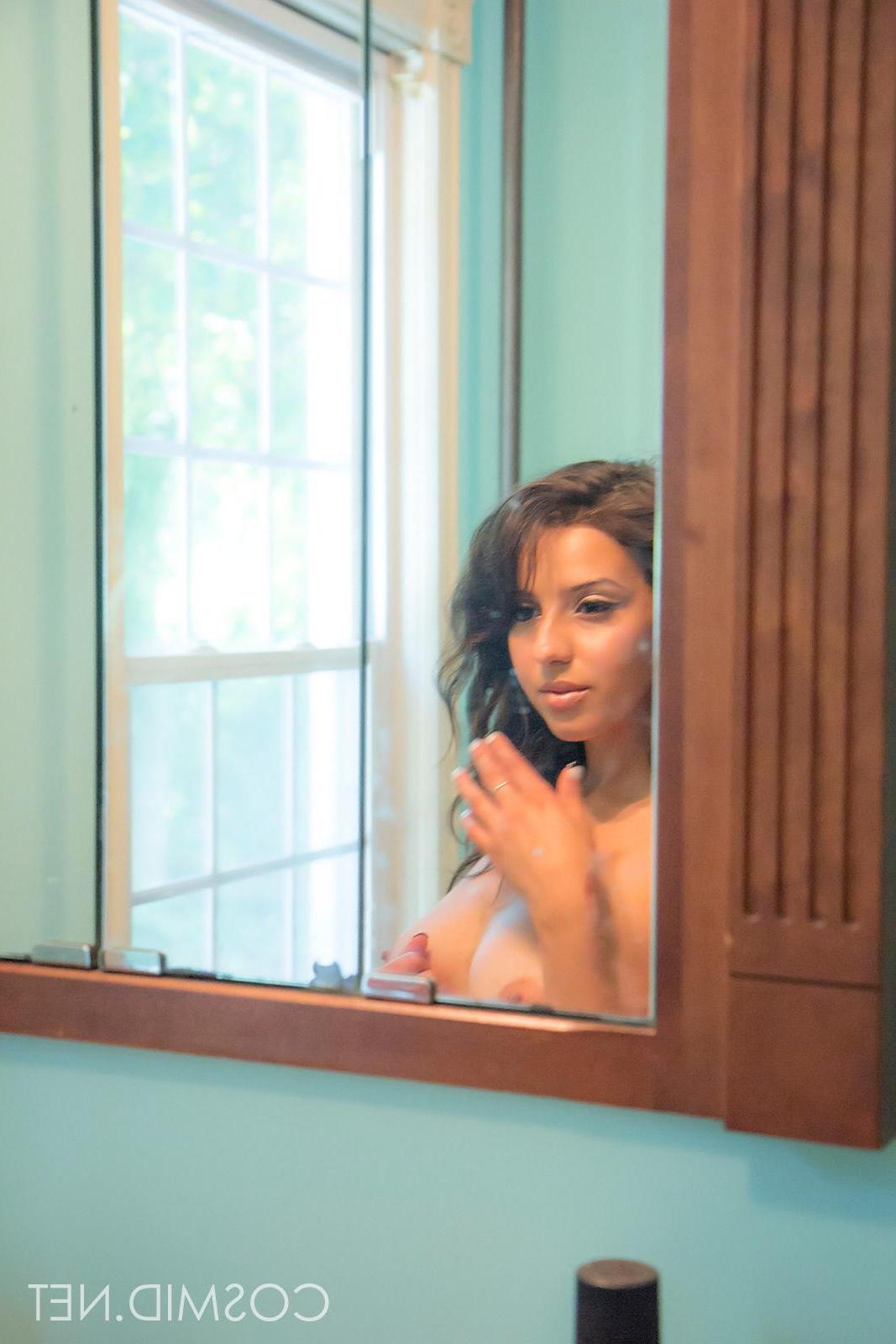 16P Busty brunette girl Alexis shows her natural boobs in the bathroom