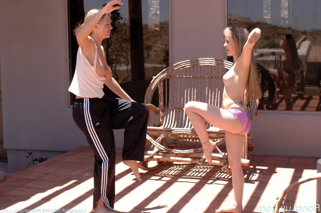 15P Fiona Luv play fights with Alison