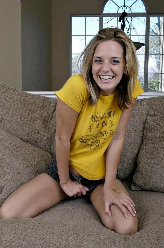 16P Pictures of All About Ashley showing you her tight pussy