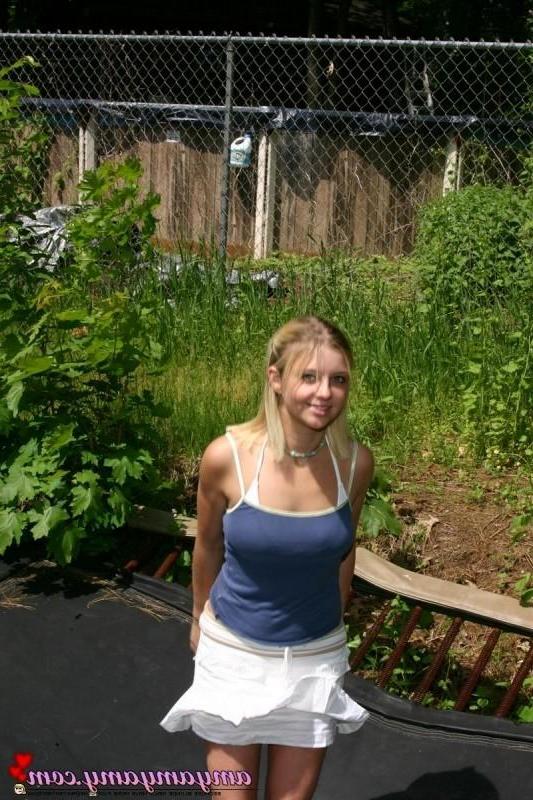 15P Amy outside in a bikini