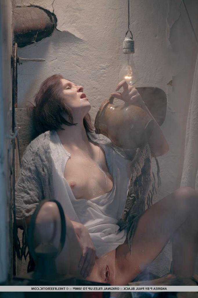 16P Brunette girl Andrea P gets turned on by her art