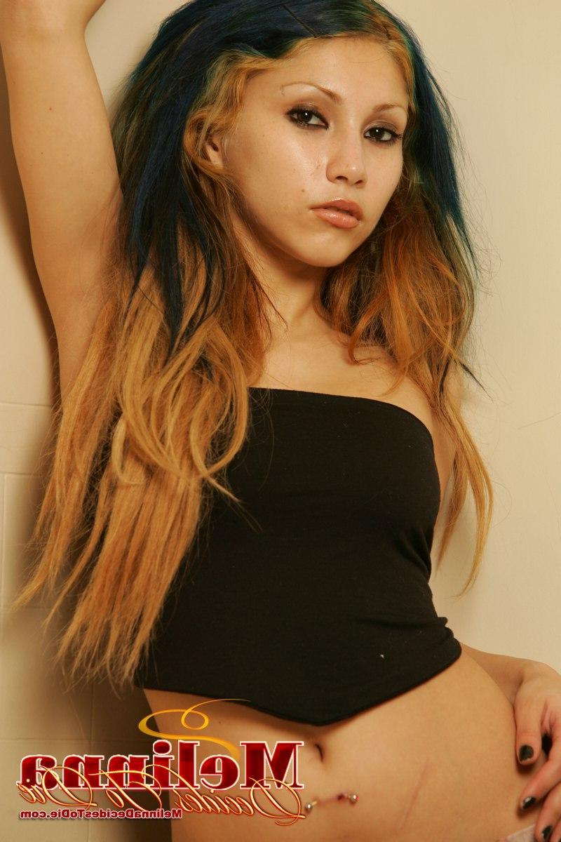 15P Pictures of Angel Button giving you a sexy strip tease