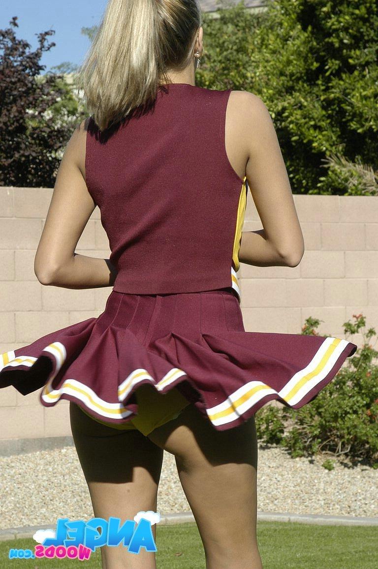 20P Pictures of teen Angel Woods being a naughty cheerleader
