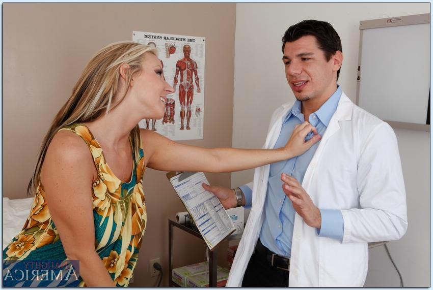 16P Busty blond wife Carolyn Reese screwed hardcore by the doctor