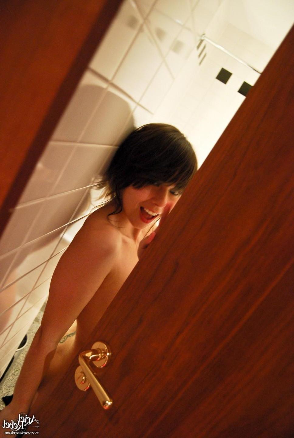 15P Teen hottie Ariel Rebel has some fun time in the bathroom with her sexy reflection