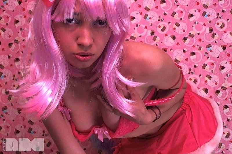 15P Alt model Aspen Snow strips and sucks on her vibrator