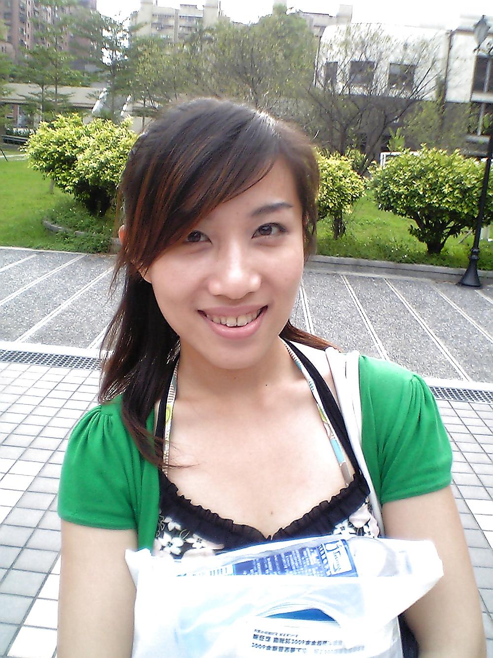 20P Chinese slut (Pan-Pan)
