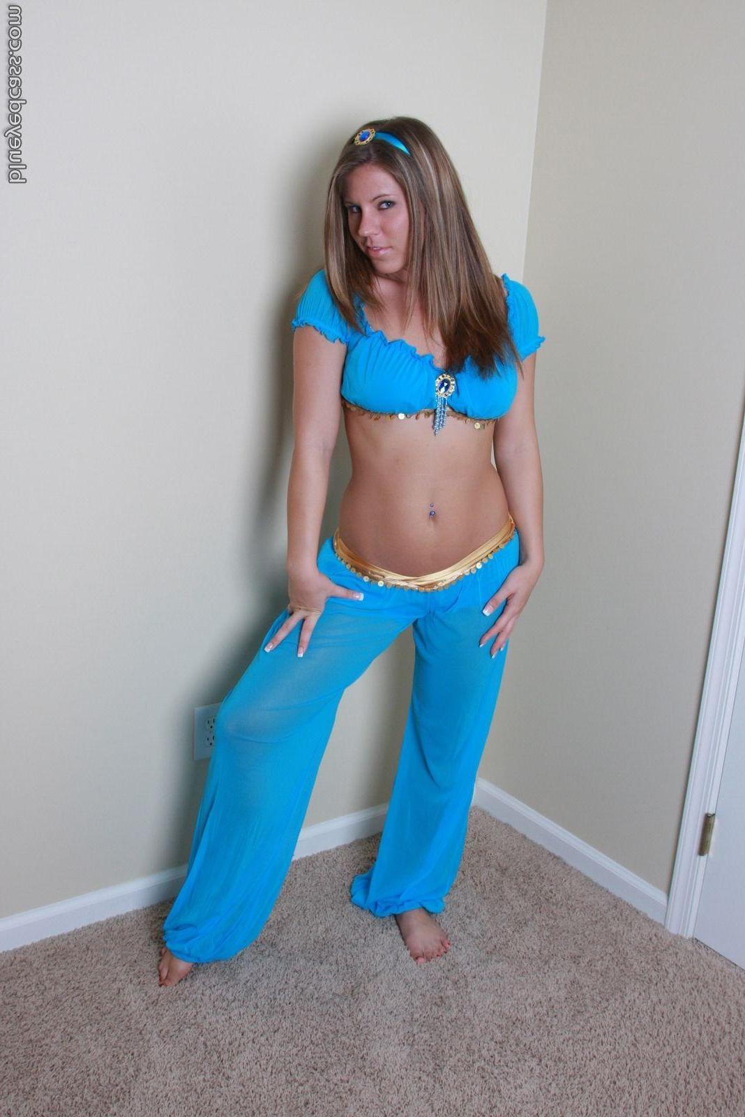 20P Pictures of Blueyed Cass dressed as an Arabian princess