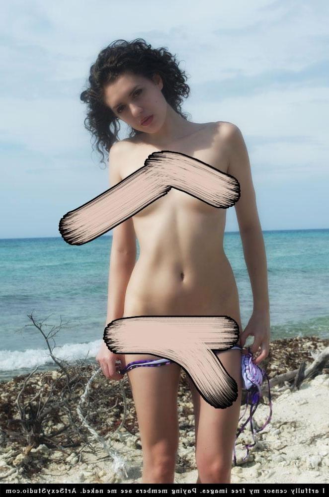 16P Brunette girl Blush Blushface gives an artistic tease in her bikini
