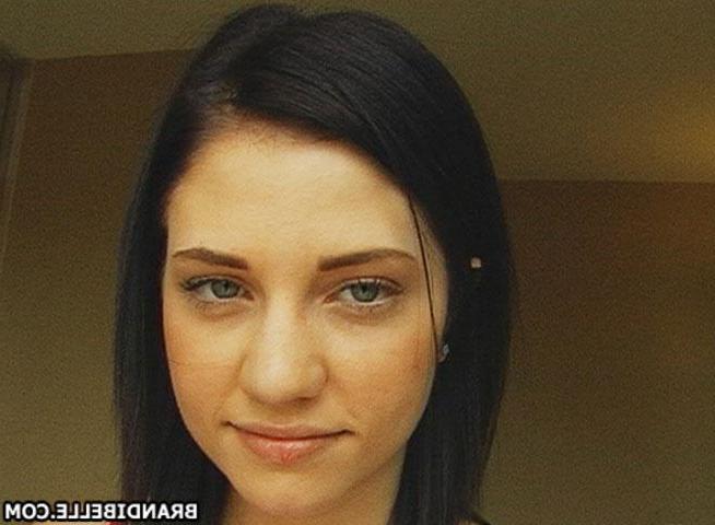 16P Pictures of Brandi Belle giving you her pussy