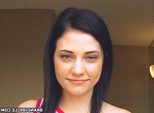 16P Pictures of teen babe Brandi Belle giving you her pussy