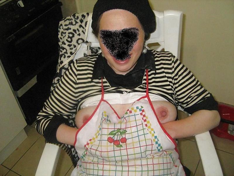 17P Sexy Frum Jewish Women