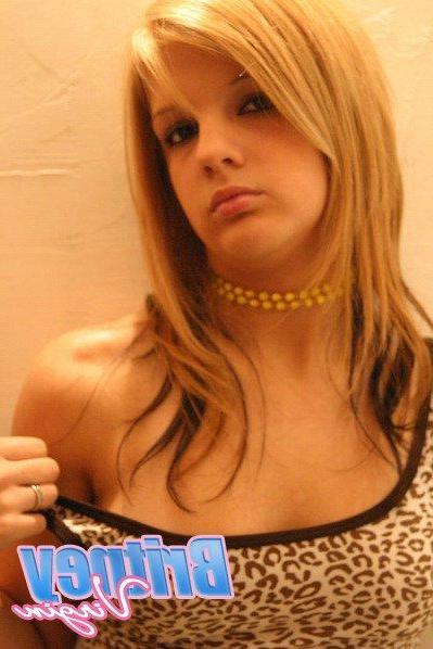 12P Pictures of teen model Britney Virgin smokin' hot