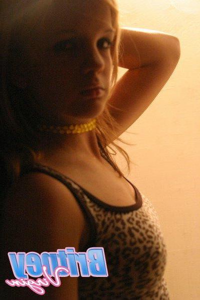 12P Pictures of teen model Britney Virgin smokin' hot