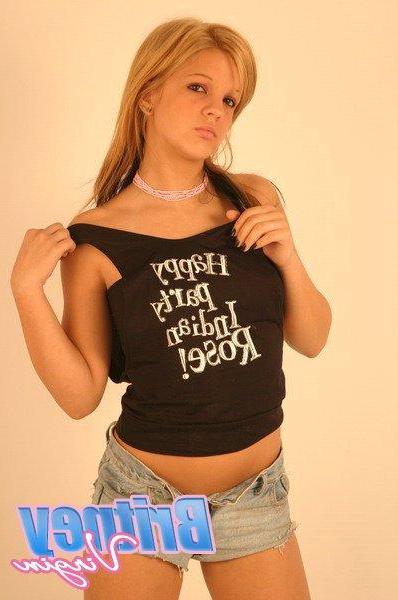 16P Pictures of Britney Virgin giving you a hot tease