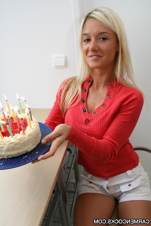 15P Pictures of teen Carmen Cocks getting laid on her birthday