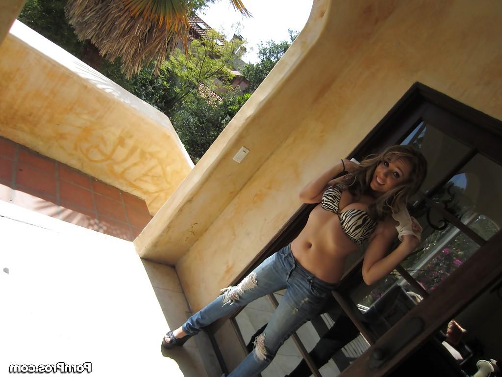 16P Teen lesbian babes with big tits stripping and teasing each other