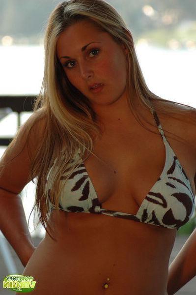 16P Pictures of Courtney Virgin slipping out of her bikini
