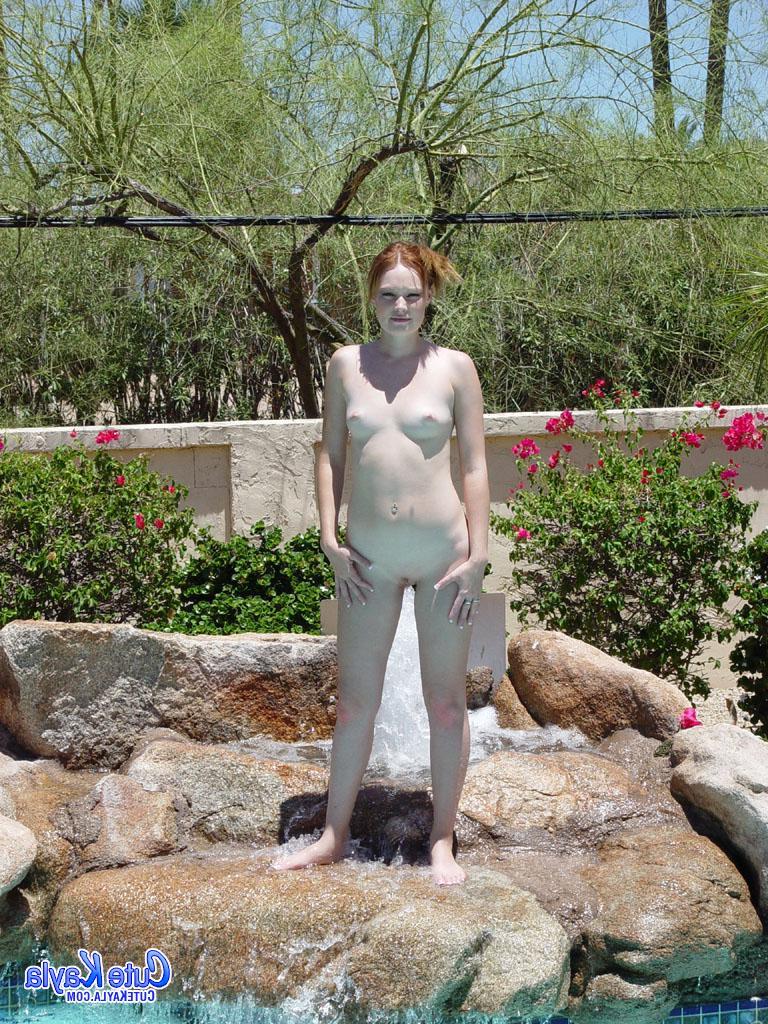 20P Cute Kayla strips off her bikini outside