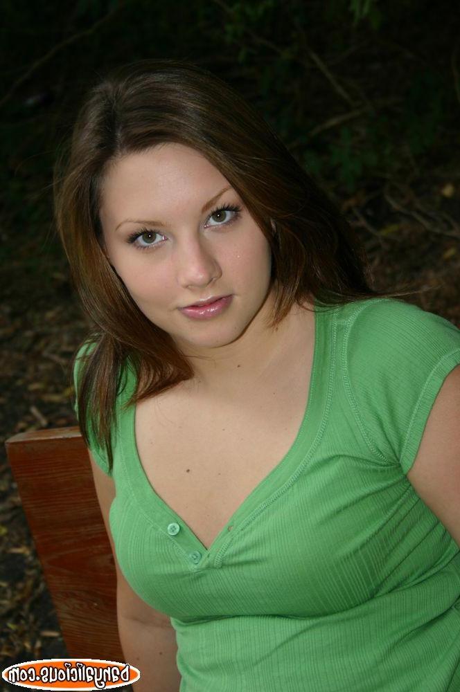 16P Pictures of teen Danyalicious giving you some upskirt shots outside